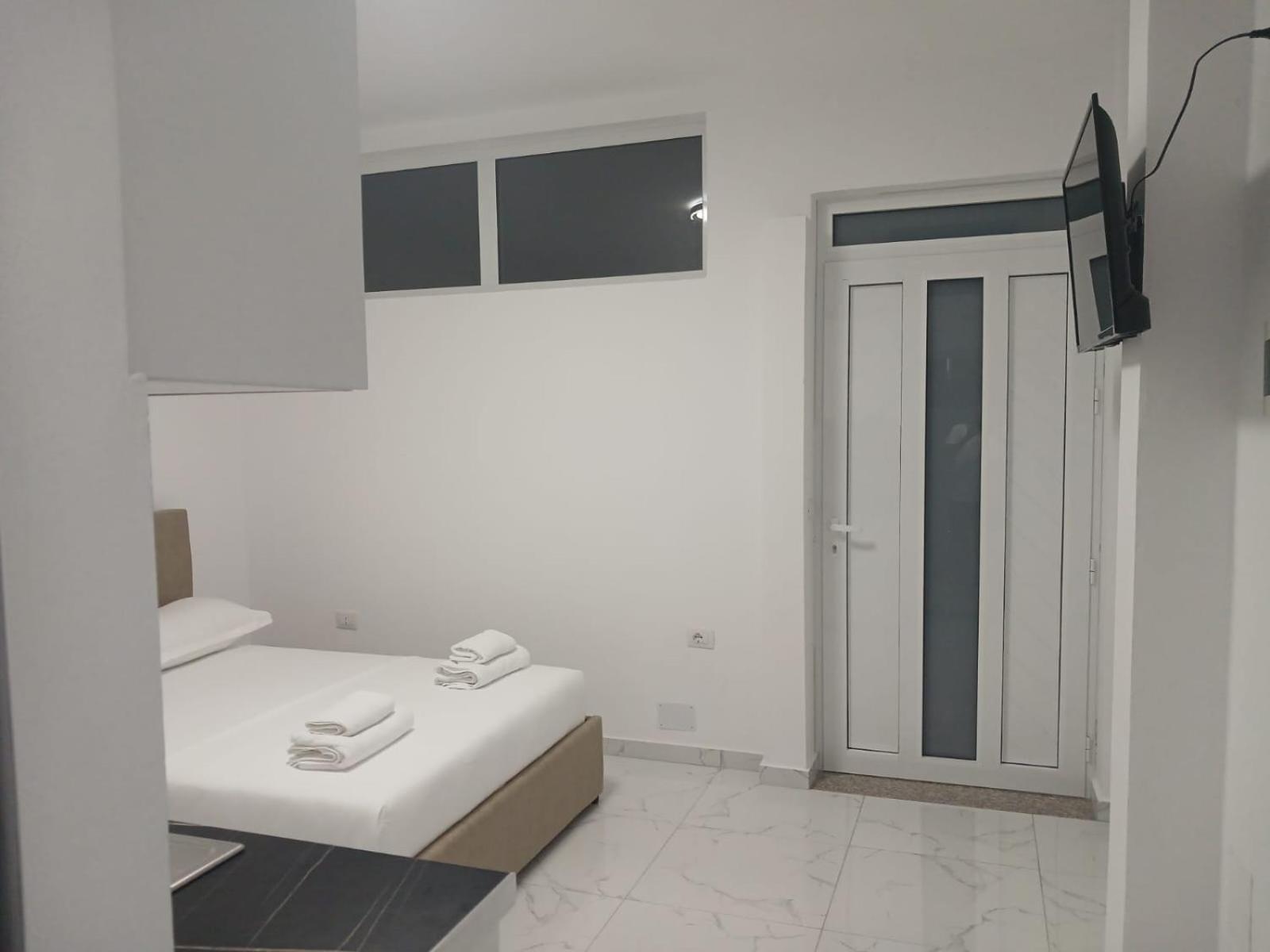 Aidens'S House 3 Hotell Vlorë Eksteriør bilde